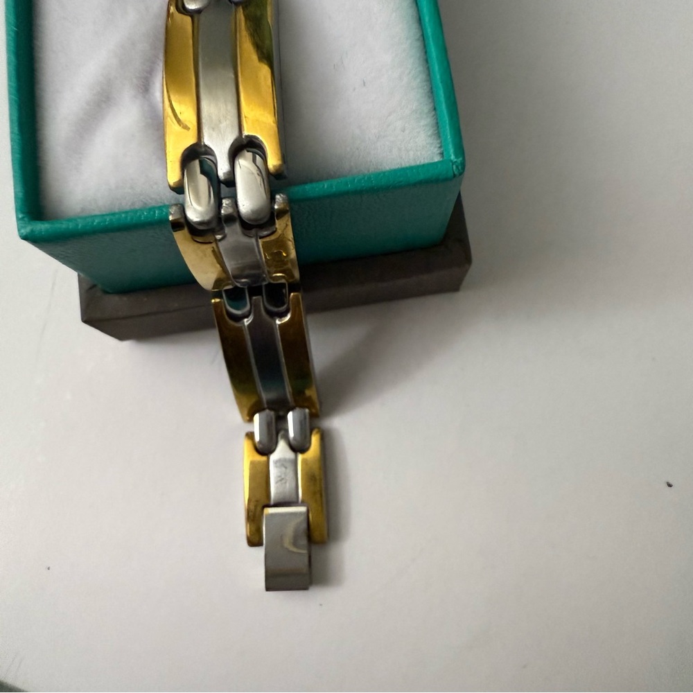 Men’s Stainless Steel Gold and Silver Link Bracelet